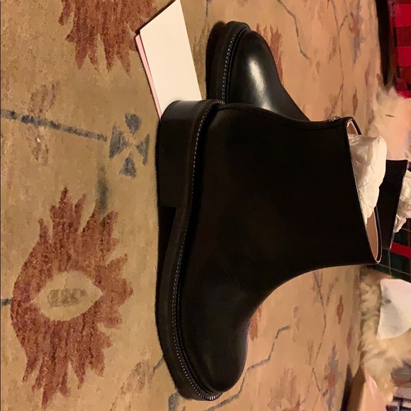 INCH2 Star Ankle Boots - Picture 2 of 5
